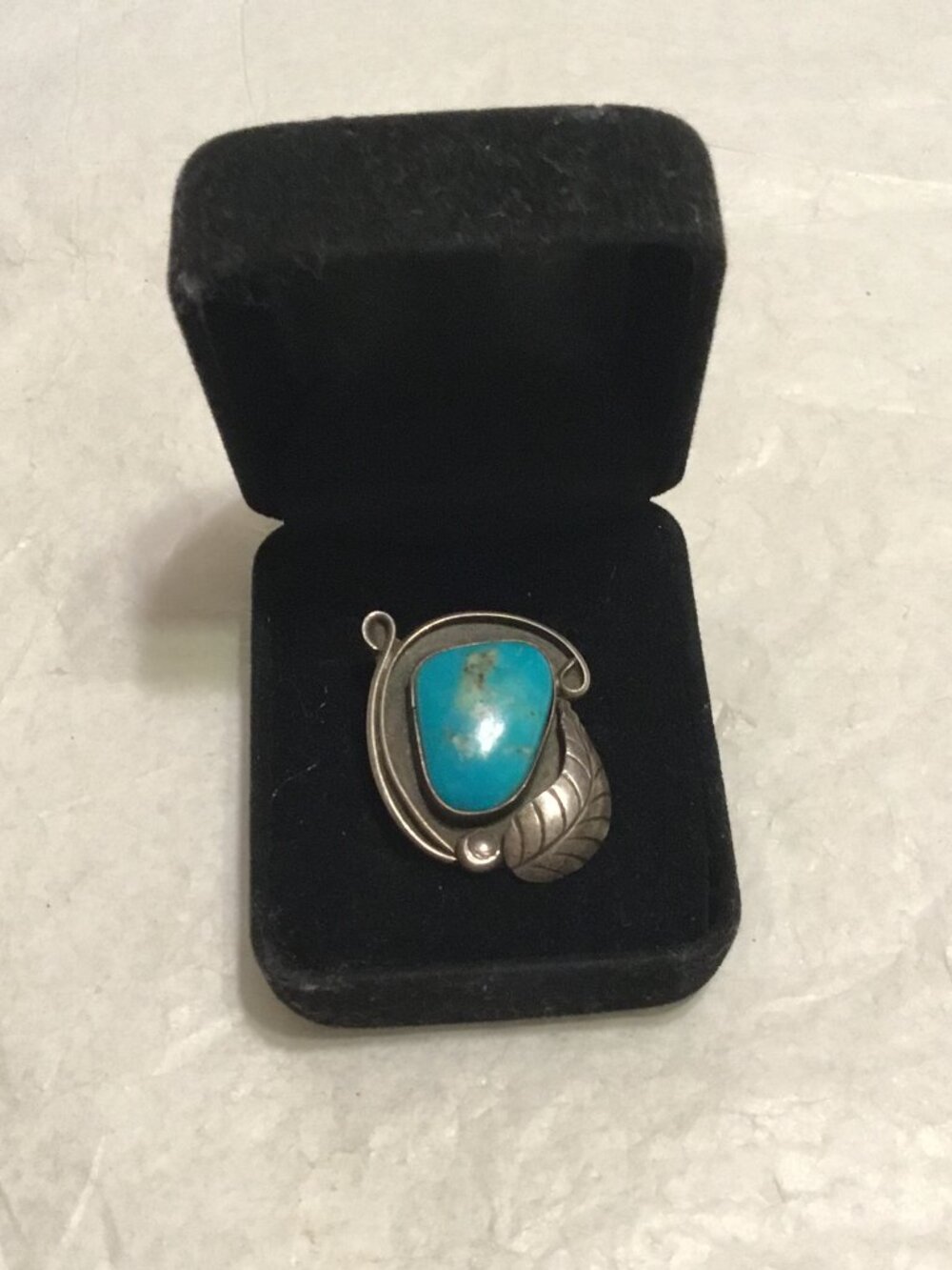 Vintage sterling silver turquoise ring - Navaho - size 5 1/4